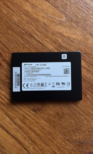 Micron 256 1100 - 256, 2.5-inch